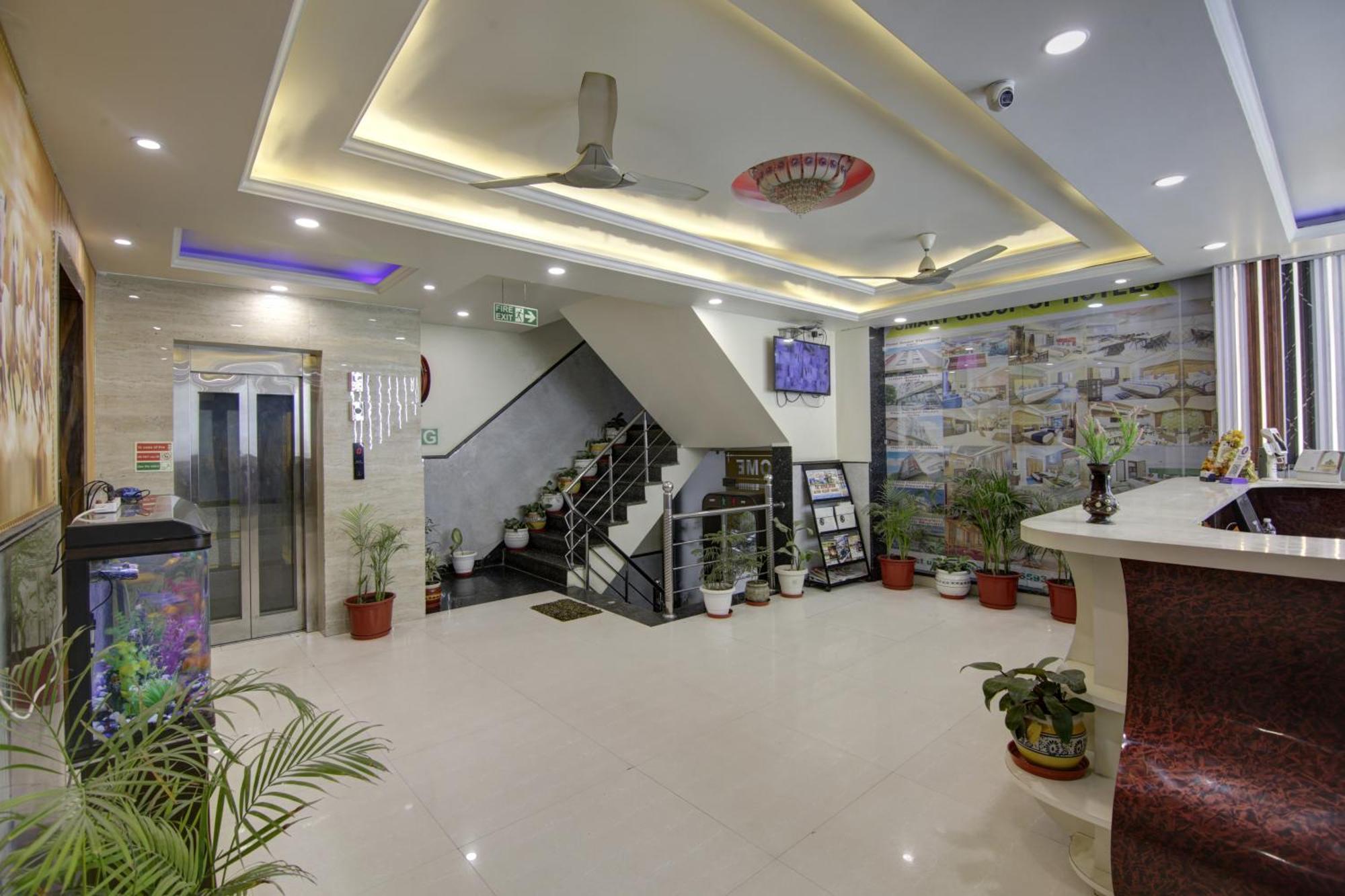 ניו דלהי Hotel Smart Signature Delhi Airport מראה חיצוני תמונה